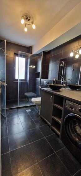 Apartament cu 2 camere semidecomandat în Palat