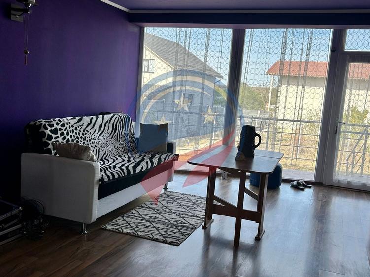 Casă cu 3 camere cu Canalizare în Pielești