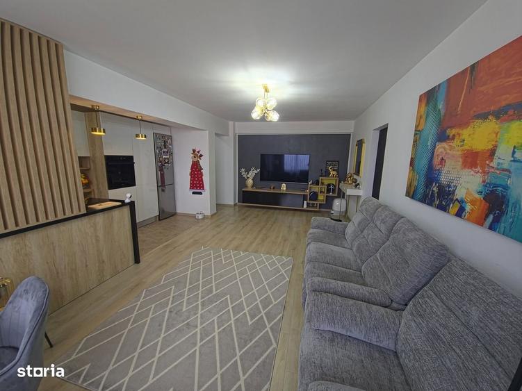 Apartament cu 3 camere, mobilat în Central