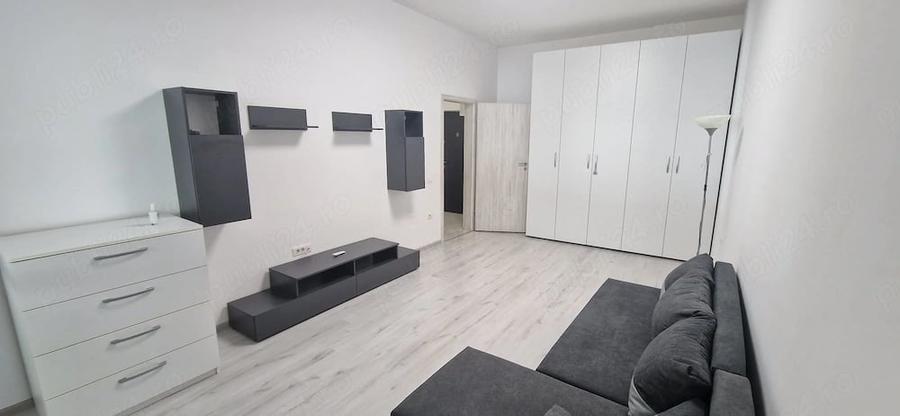 Apartament cu 2 camere decomandat în Metalurgiei