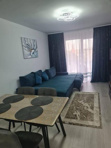 Apartament cu 2 camere decomandat în Hipodrom