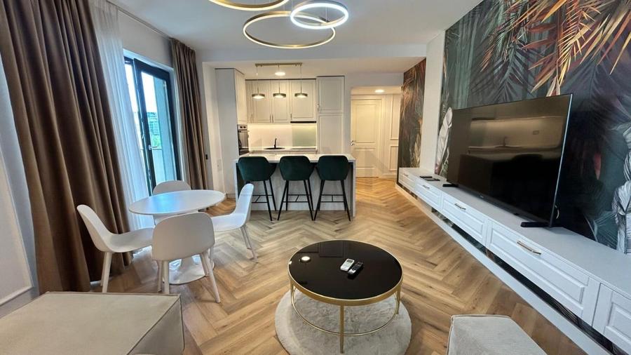 Apartament cu 2 camere semidecomandat, mobilat în Pipera