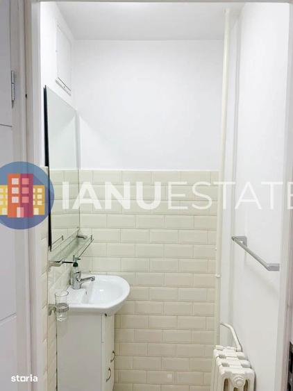 Apartament cu 3 camere semidecomandat, mobilat în Titan