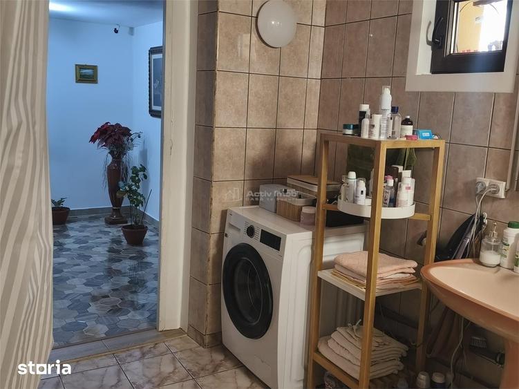Casă cu 3 camere cu Teren 300 Mp în Muncitoresc