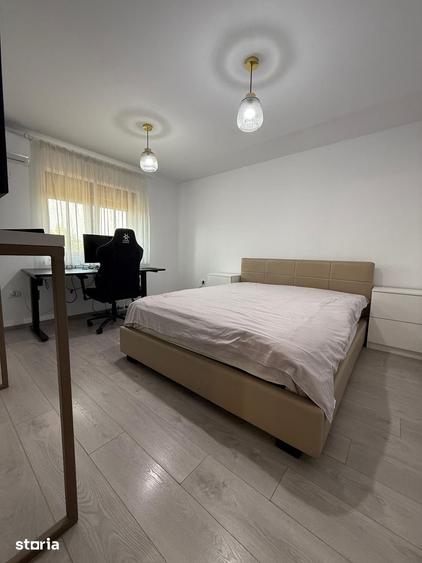 Casă cu 5 camere cu Teren 400 Mp în Goranu