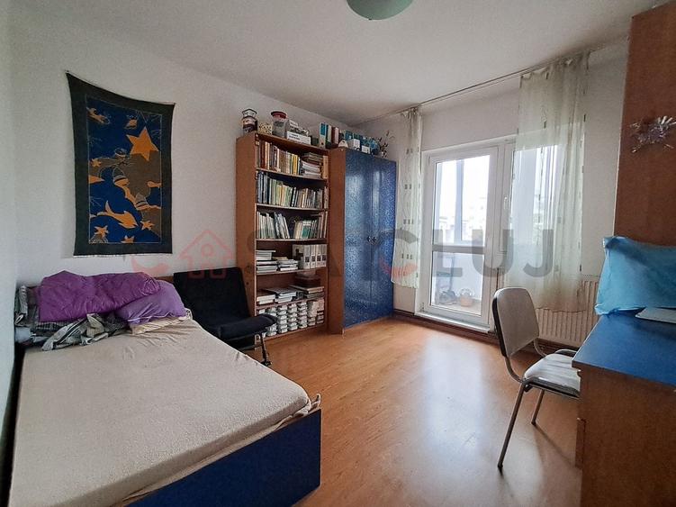 Apartament cu 4 camere decomandat, mobilat în Mănăștur