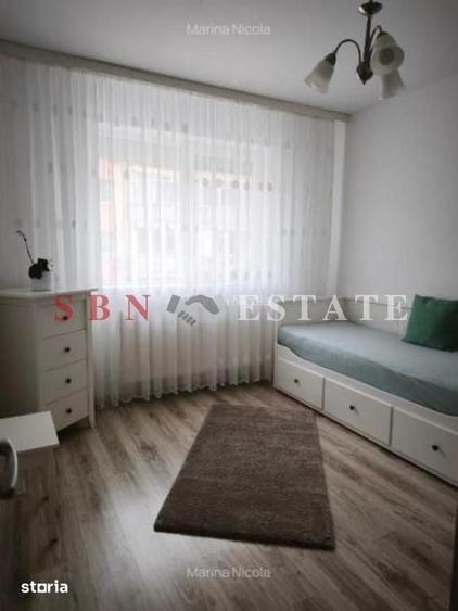 Apartament cu 3 camere decomandat, mobilat în Titan