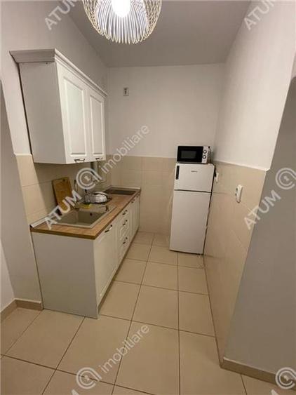 Apartament cu 2 camere decomandat, mobilat în Aeroport