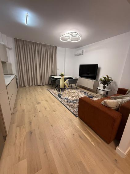 Apartament cu 3 camere decomandat, mobilat în Pipera