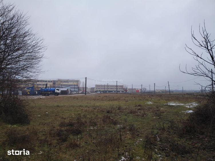 Teren de 2240 mp, în Central
