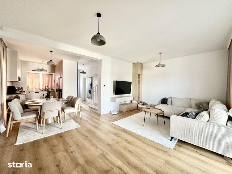 Duplex cu 4 camere - zid dublu despartitor - cartier asfaltat - Mosnit - 1
