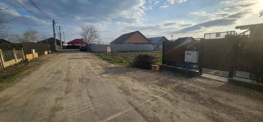 Teren Construcții intravilan de 705 mp, în Vânători