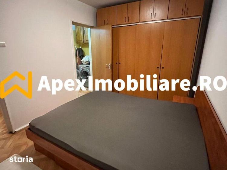 Apartament cu 3 camere decomandat în Titan