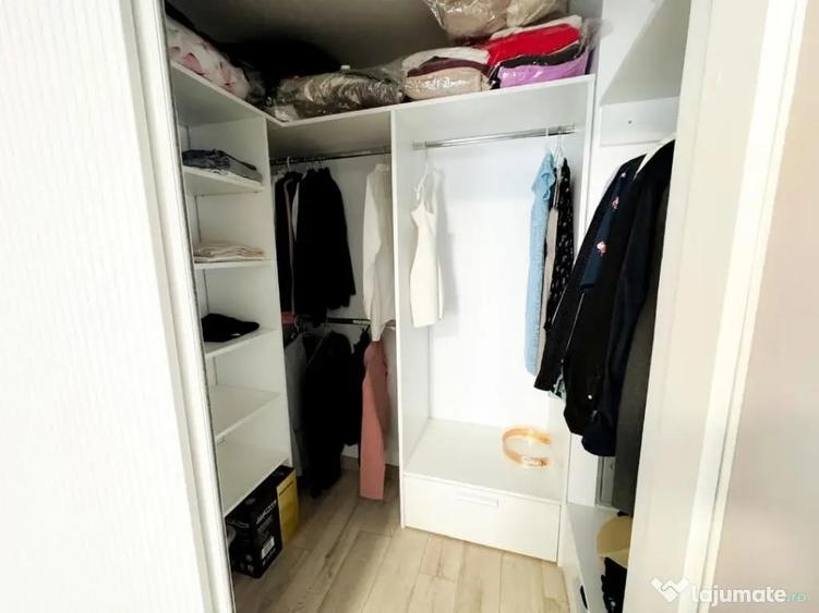 Casă cu 4 camere cu Teren 1500 Mp în Centura