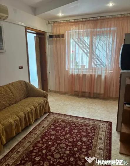 Casă cu 4 camere cu Teren 120 Mp în Trocadero