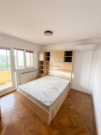 Apartament cu 3 camere decomandat în Rogerius
