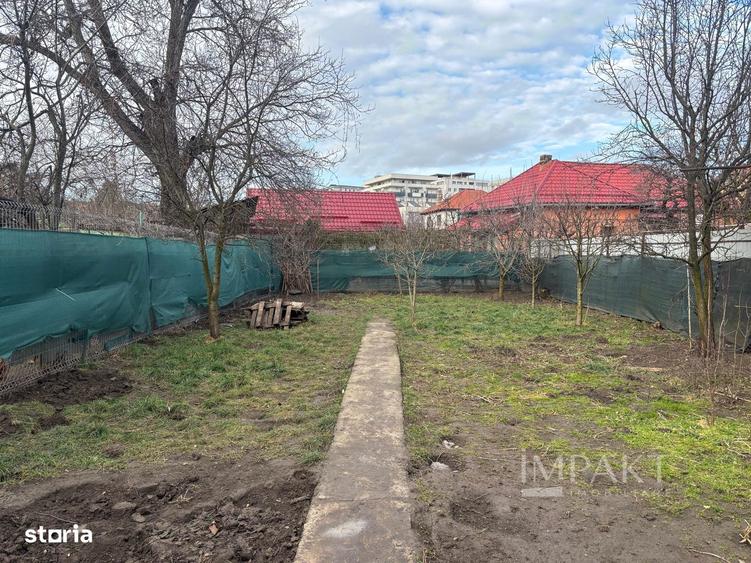 Casă cu 3 camere cu Canalizare în Iris