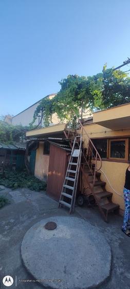 Casă individuală cu 4 camere cu Canalizare în Inel II