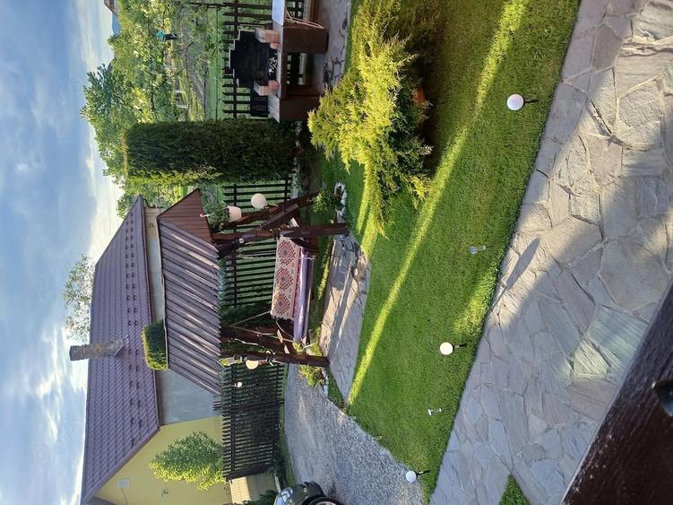 Casă cu Teren 2024 Mp în Iapa