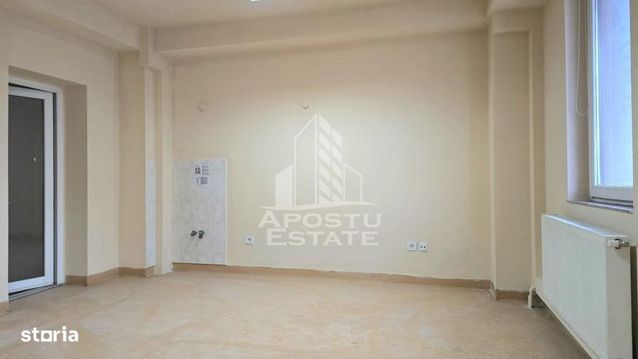 Spațiu comercial, de 250 mp, în Iosefin