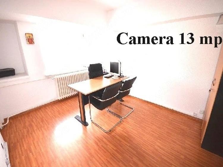 Apartament cu 5 camere decomandat în Unirii
