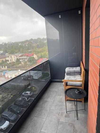 Apartament cu 2 camere semidecomandat în Bucium