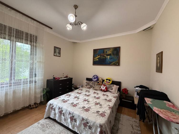 Apartament cu 3 camere decomandat, mobilat în Șagului