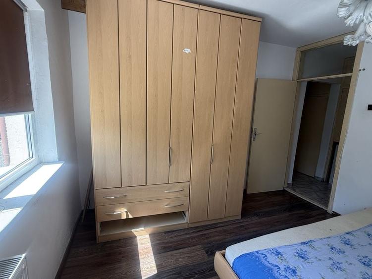 Apartament cu 2 camere decomandat în 1 Mai