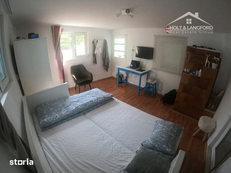 Casă cu 3 camere cu Teren 1492 Mp în Vadu Săpat