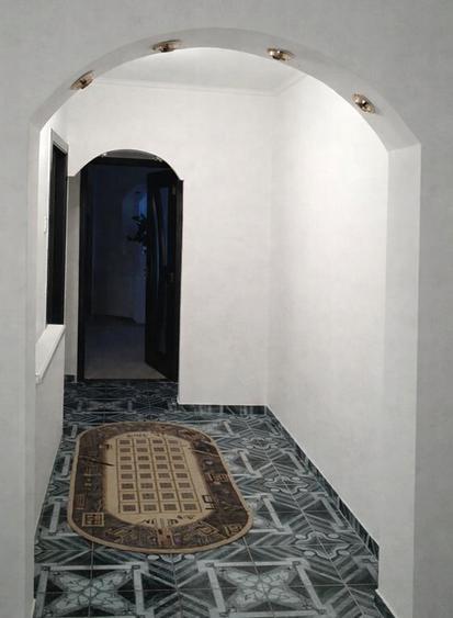 Apartament cu 3 camere decomandat, mobilat în Cug