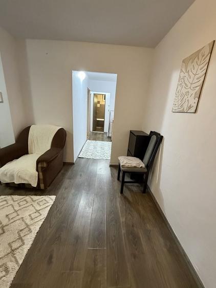 Apartament cu 3 camere decomandat în Obcini