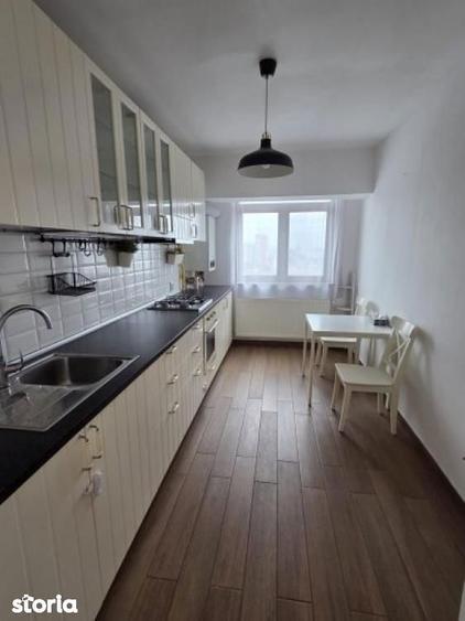 Apartament cu 2 camere decomandat, mobilat în Pajura