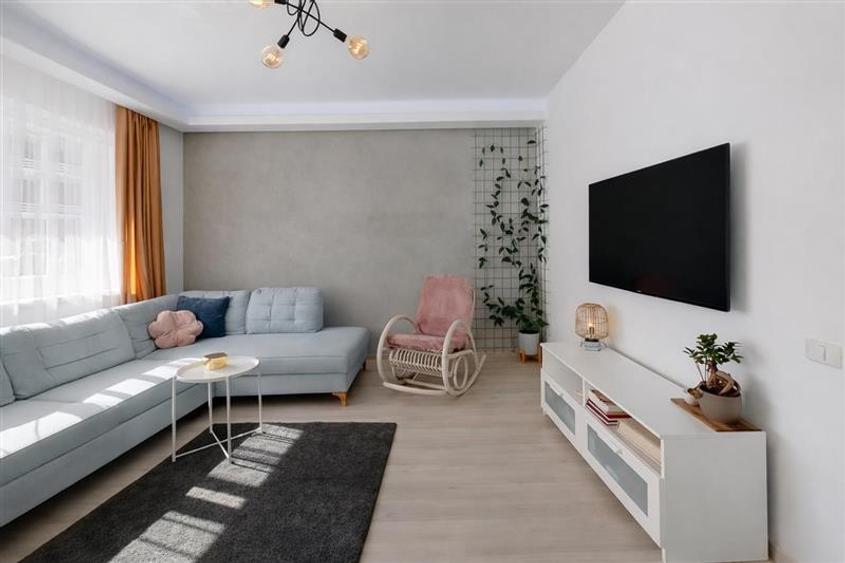 Apartament cu 2 camere decomandat, mobilat în Sânpetru — fotografia 3