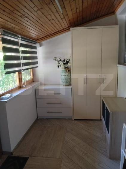 Apartament cu 2 camere semidecomandat, mobilat în Micro 11