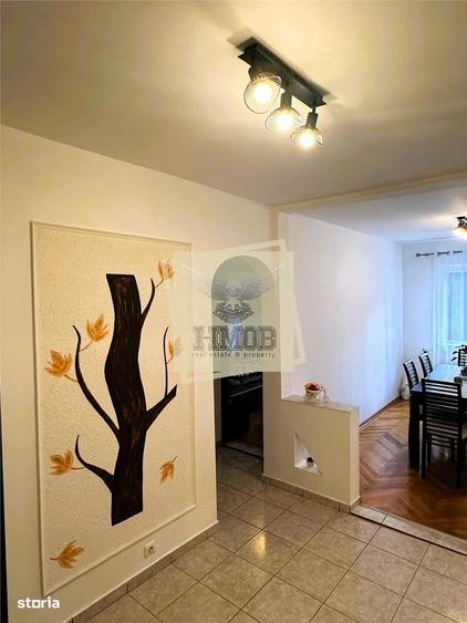 Apartament cu 4 camere decomandat, mobilat în Valea Aurie