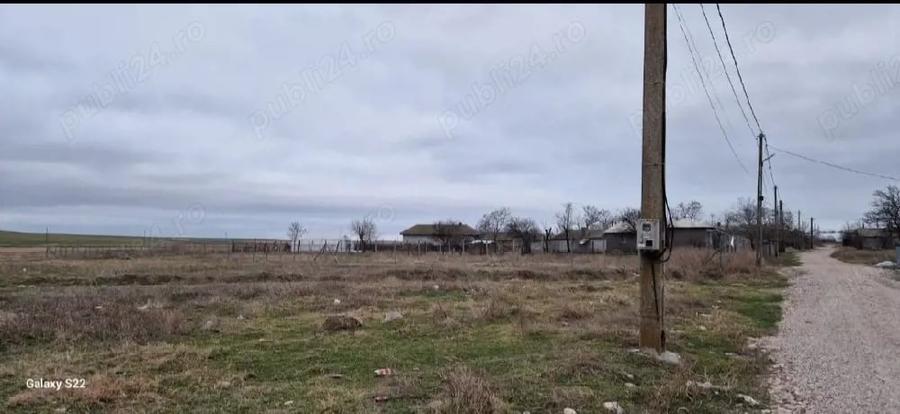 Teren de 3000 mp, în Central