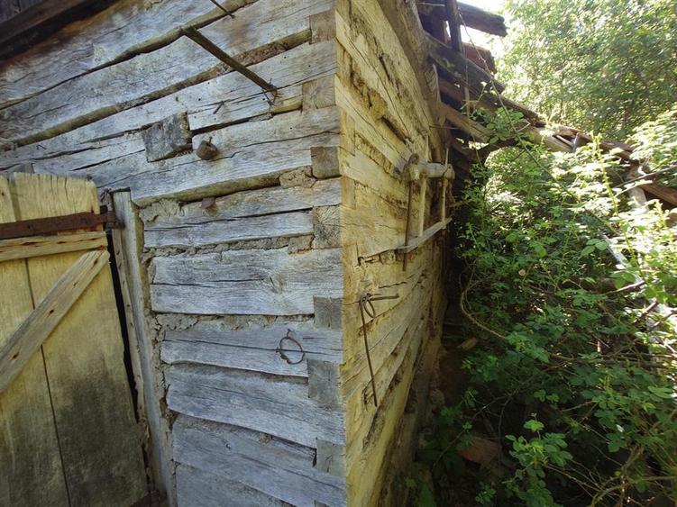 Casă individuală cu 3 camere cu Teren 34965 Mp în Blăjeni
