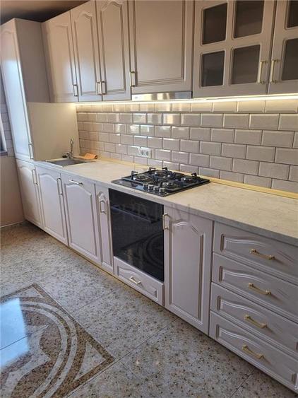 Apartament cu 2 camere decomandat în Telegrafului