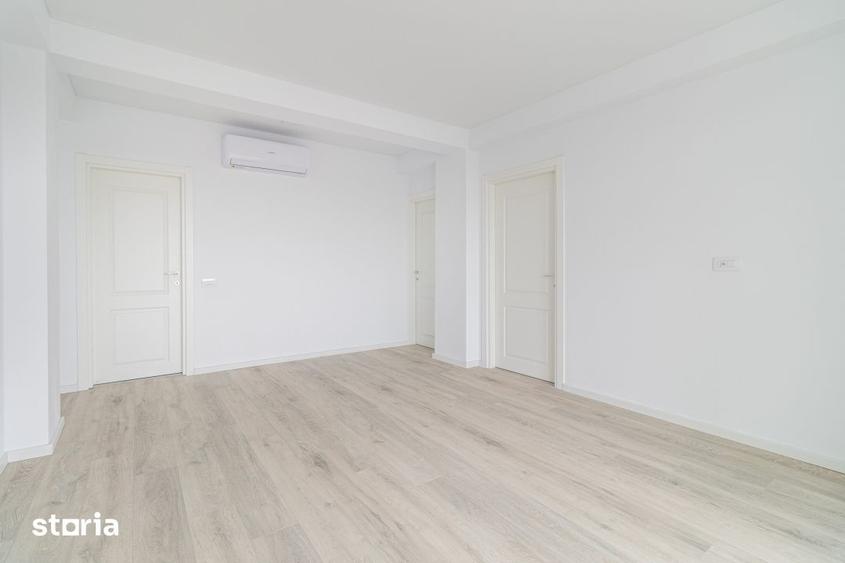 Apartament cu 5 camere în Adunații-Copăceni