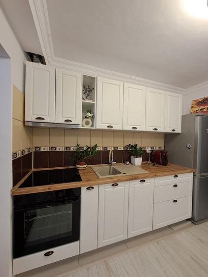 Inchiriez apartament 3 camere - zona Ozana - 6