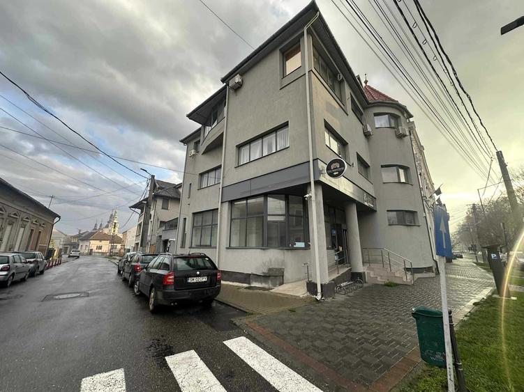 Spațiu comercial, de 266 mp, în Ultracentral