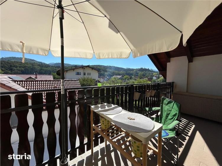 Apartament cu 2 camere, mobilat în Cristian