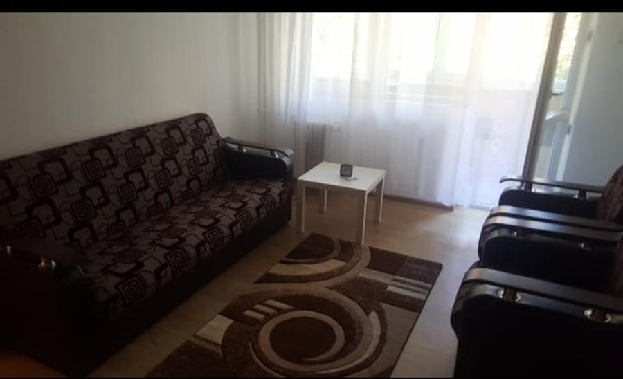 Apartament cu 2 camere semidecomandat în Crângași