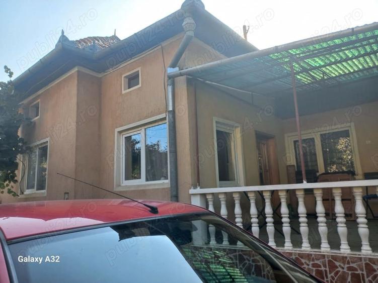 Casă cu 4 camere în Fizeșu Gherlii