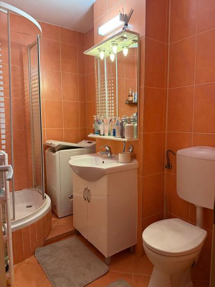 Apartament cu 2 camere decomandat în Zorilor