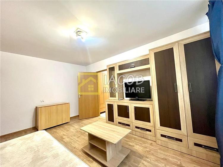 Apartament cu 2 camere decomandat, mobilat în 9 Mai
