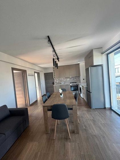 Casă cu 2 camere cu Teren 500 Mp în Central