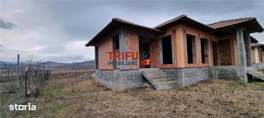 Casă cu 4 camere cu Teren 500 Mp în Ighiu