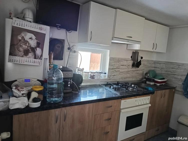 Casă cu 3 camere cu Teren 1150 Mp în Central