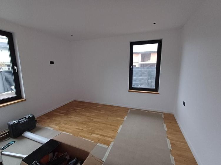 Duplex cu 6 camere cu Teren 280 Mp în Nord